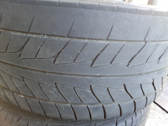 NITTO245/35R20内側1/4ツルツルで交換。フーガのフウちゃん